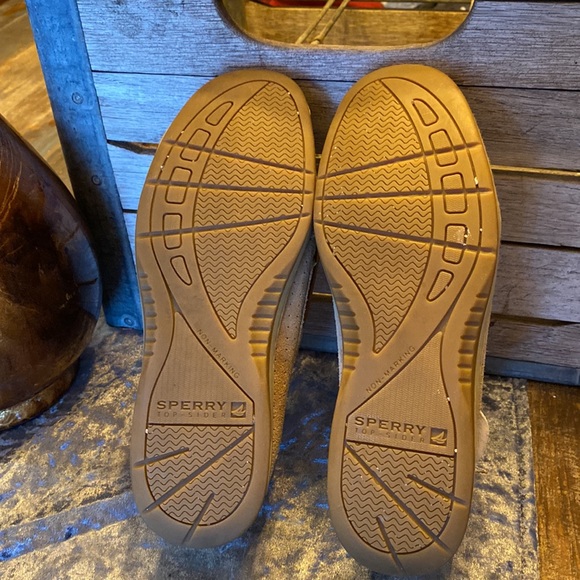 Sperry top sider with gold gems - Picture 6 of 8